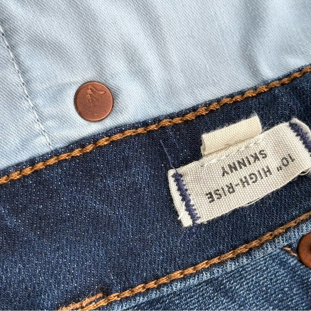 Madewell | Skinny High Rise | 34” - Picture 11 of 11